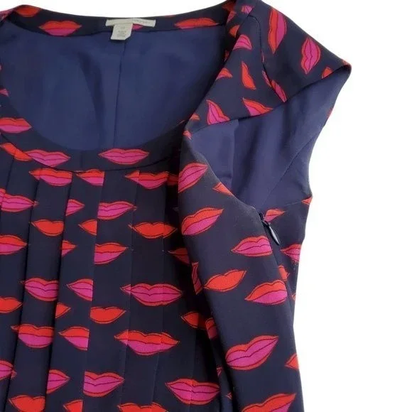 Halogen Sleeveless Pleated Dress Lined Belted Lips Print Women Size 0P - Picture 6 of 12